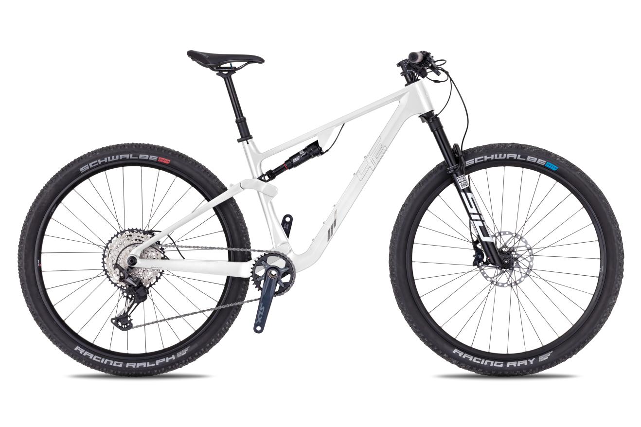 SONNIC TEAM - white / silver sand